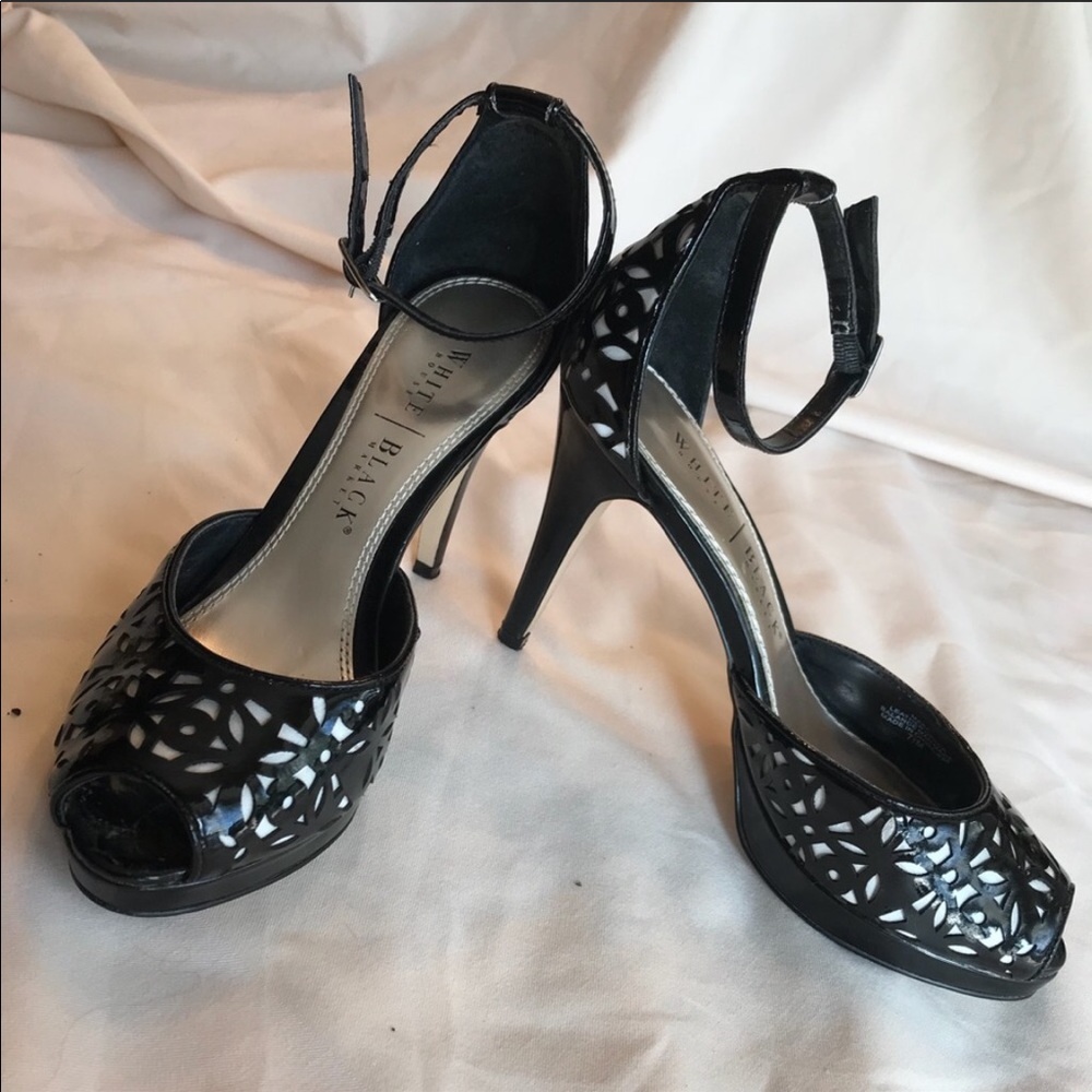 White House Black Market dress heels
